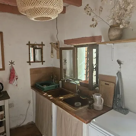 Perched Nest In Cevennes Mountains, Relaxing Place Feriehus *